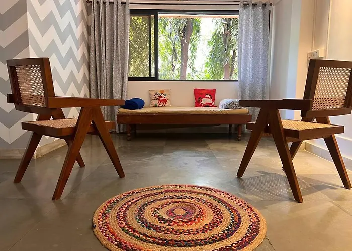 Home Stay